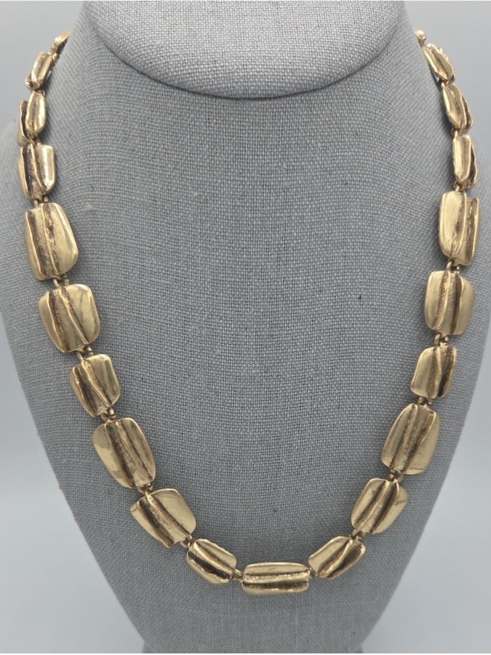 Lucky Brand Gold Tone Women’s Statement Necklace